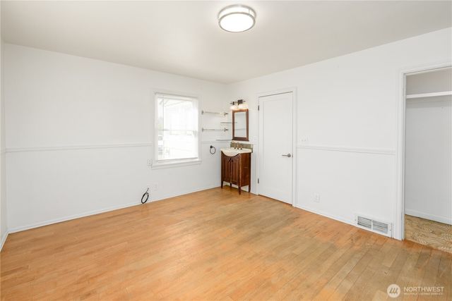 405 W Spruce Street, Sequim, WA 98362
