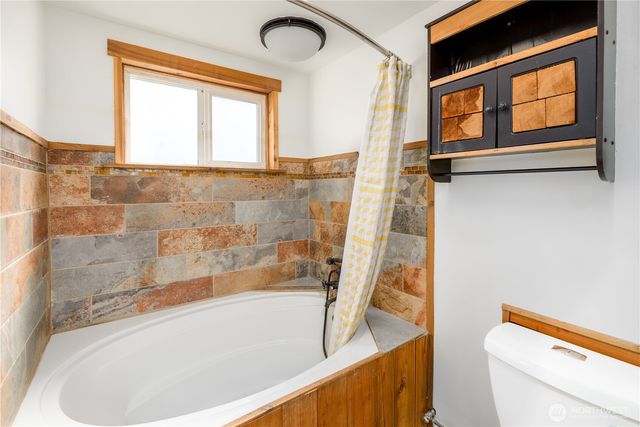 405 W Spruce Street, Sequim, WA 98362