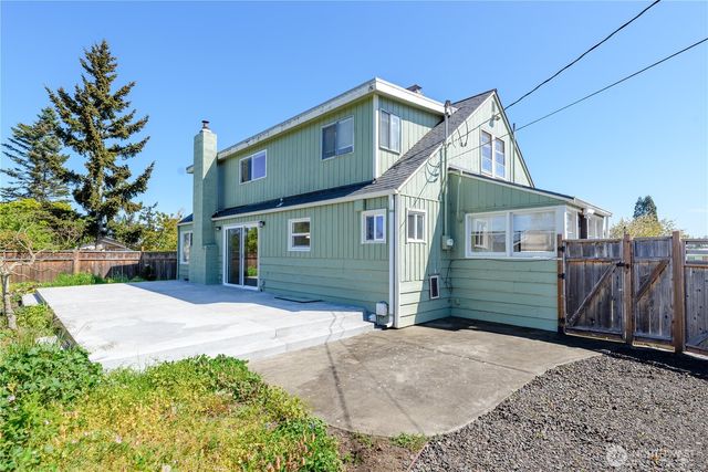 405 W Spruce Street, Sequim, WA 98362