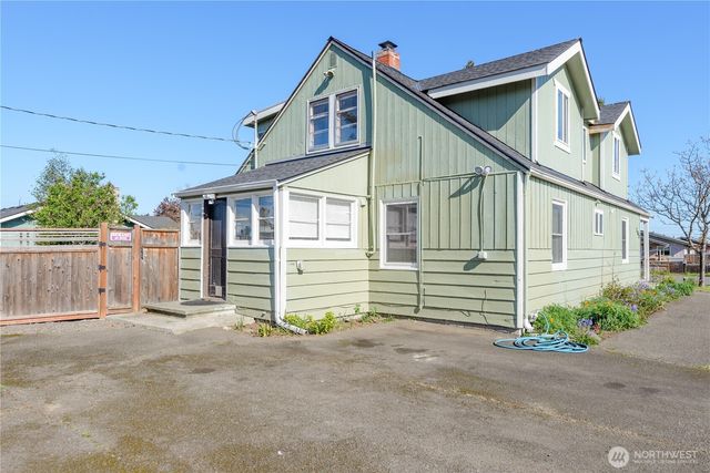 405 W Spruce Street, Sequim, WA 98362
