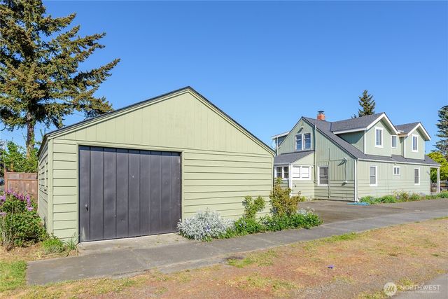 405 W Spruce Street, Sequim, WA 98362