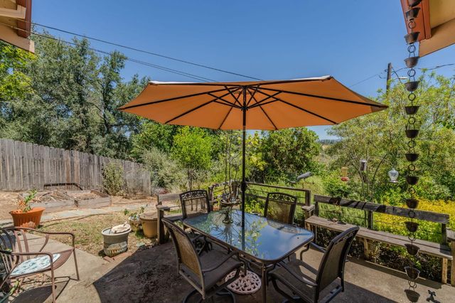419 Rex Ave, Jackson, CA 95642