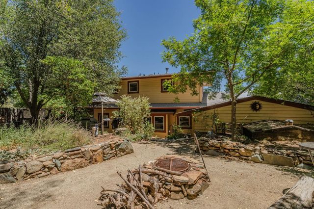 419 Rex Ave, Jackson, CA 95642