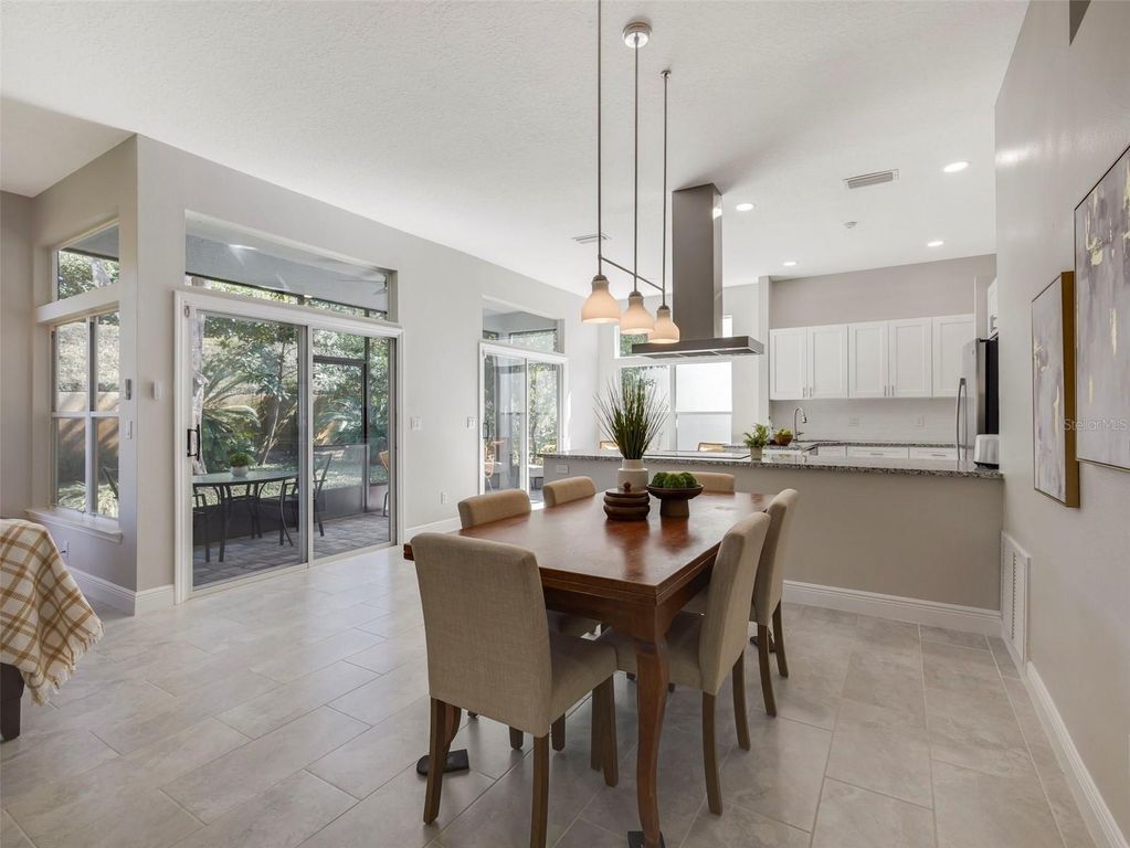 Image 7 of property listing at 224 WIMBLEDON CIRCLE, Lake Mary, FL 32746