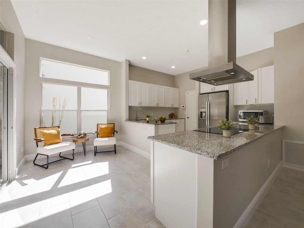 Image 8 of property listing at 224 WIMBLEDON CIRCLE, Lake Mary, FL 32746