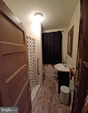 2238 N NATRONA ST, Philadelphia, PA 19132