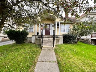 65 Monhagen Avenue, Middletown, NY 10940