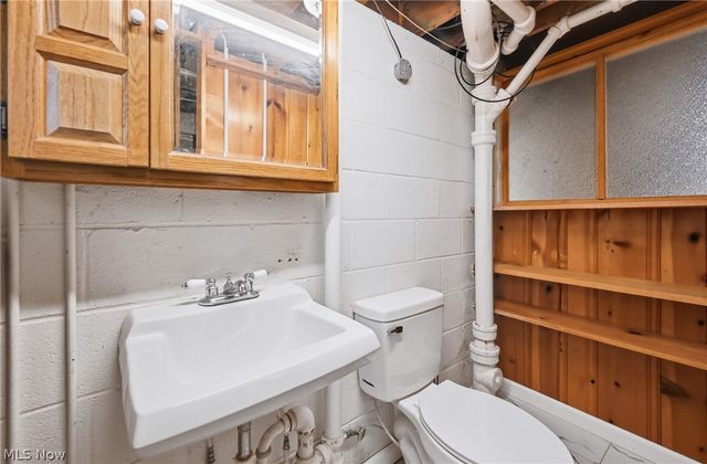 6940 Paxton Road, Youngstown, OH 44512