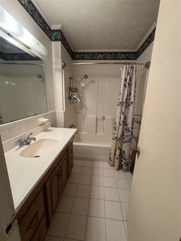 6211 Force Street, Houston, TX 77020