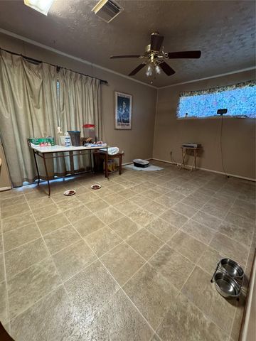 6211 Force Street, Houston, TX 77020