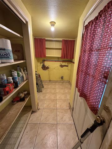 6211 Force Street, Houston, TX 77020
