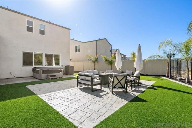 35562 Orchard Trl, Fallbrook, CA 92028