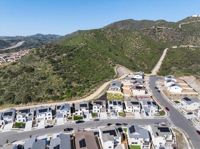 35562 Orchard Trl, Fallbrook, CA 92028