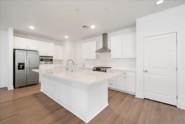 35562 Orchard Trl, Fallbrook, CA 92028