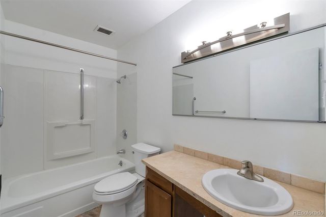 745 S Alton Way 2D, Denver, CO 80247
