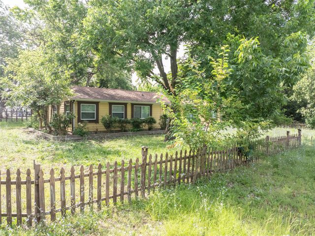 1304 S Tennessee Street, Mckinney, TX 75069