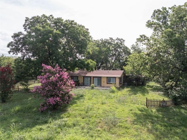 1304 S Tennessee Street, Mckinney, TX 75069