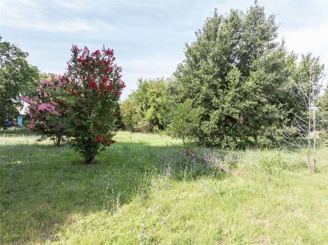 1304 S Tennessee Street, Mckinney, TX 75069