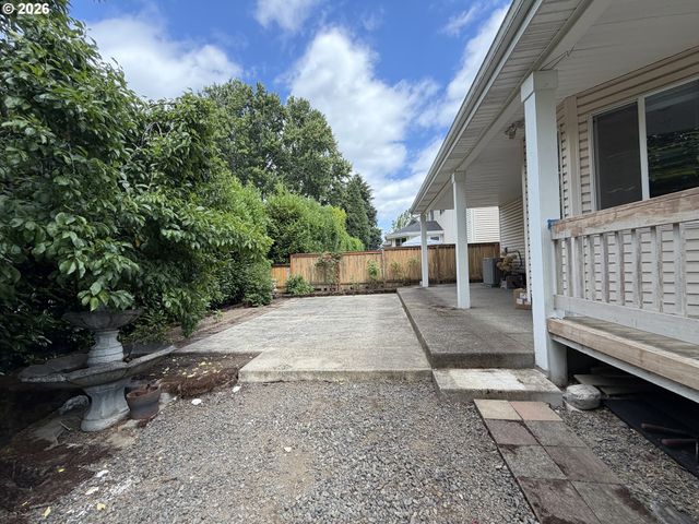 12289 Sw HOLLOW Ln, Portland, OR 97223