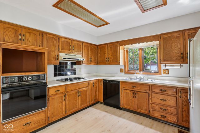 7204 W Christian Drive, New Palestine, IN 46163