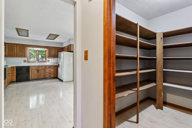 7204 W Christian Drive, New Palestine, IN 46163