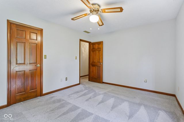 7204 W Christian Drive, New Palestine, IN 46163