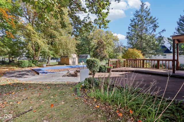 7204 W Christian Drive, New Palestine, IN 46163