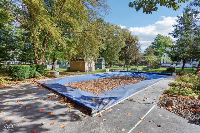 7204 W Christian Drive, New Palestine, IN 46163