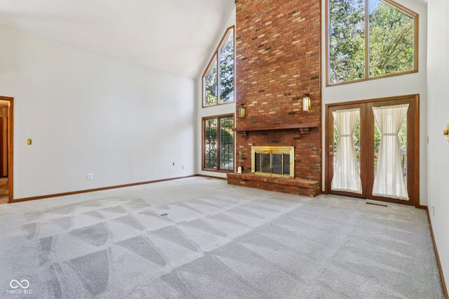 7204 W Christian Drive, New Palestine, IN 46163