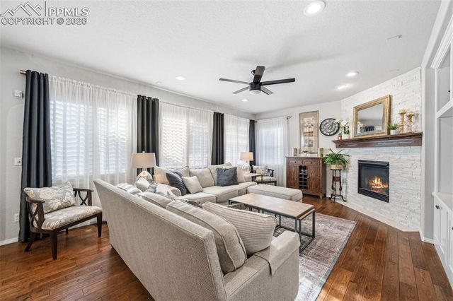 1397 Cresson Mine Drive, Colorado Springs, CO 80905