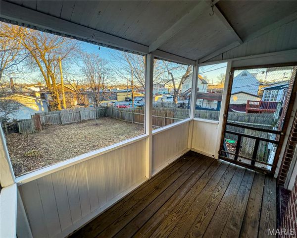 2262 Blendon Place, St Louis, MO 63143