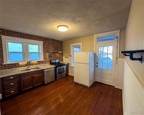 2262 Blendon Place, St Louis, MO 63143