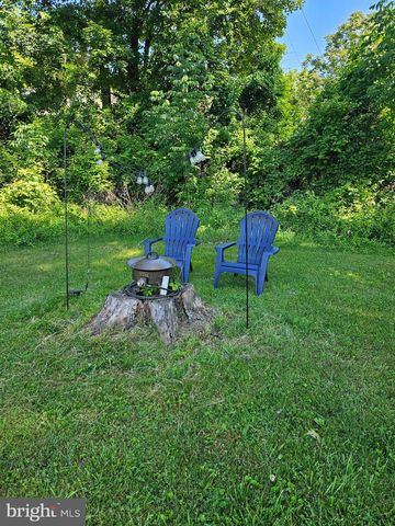 1420 E HARMONY ST, Coatesville, PA 19320