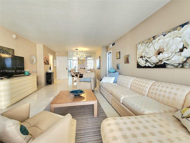 2030 S Ocean Dr 823, Hallandale Beach, FL 33009