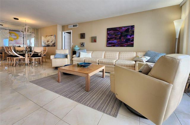 2030 S Ocean Dr 823, Hallandale Beach, FL 33009