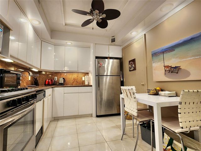 2030 S Ocean Dr 823, Hallandale Beach, FL 33009