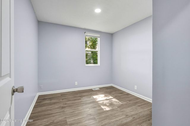 1814 Standard Ave, Louisville, KY 40210