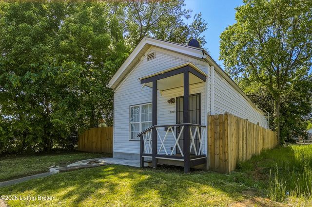 1814 Standard Ave, Louisville, KY 40210