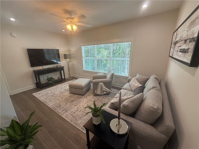 3 Lake View Cottages Court Court, St Simons Island, GA 31522