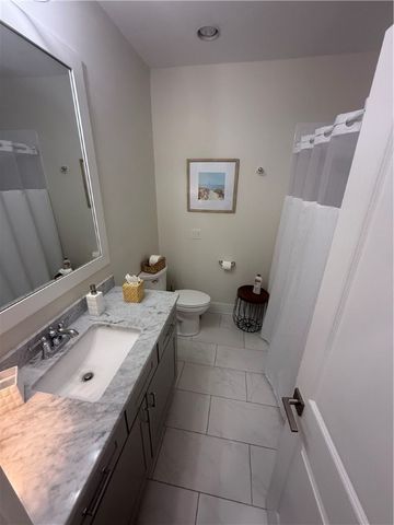 3 Lake View Cottages Court Court, St Simons Island, GA 31522