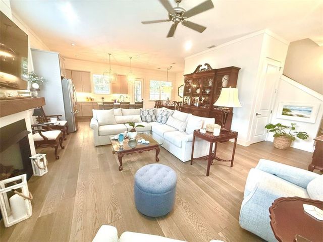 3 Lake View Cottages Court Court, St Simons Island, GA 31522