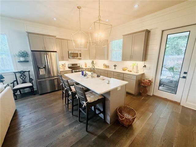 3 Lake View Cottages Court Court, St Simons Island, GA 31522