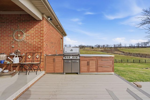 2549 Bethlehem Road, Paris, KY 40361