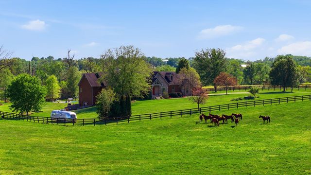 2549 Bethlehem Road, Paris, KY 40361