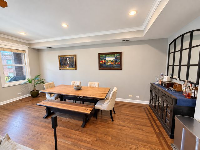 2052 W BELMONT Avenue 3, Chicago, IL 60618