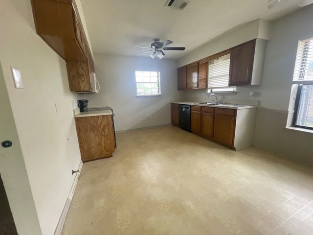 3012 Tina Street, Sachse, TX 75048