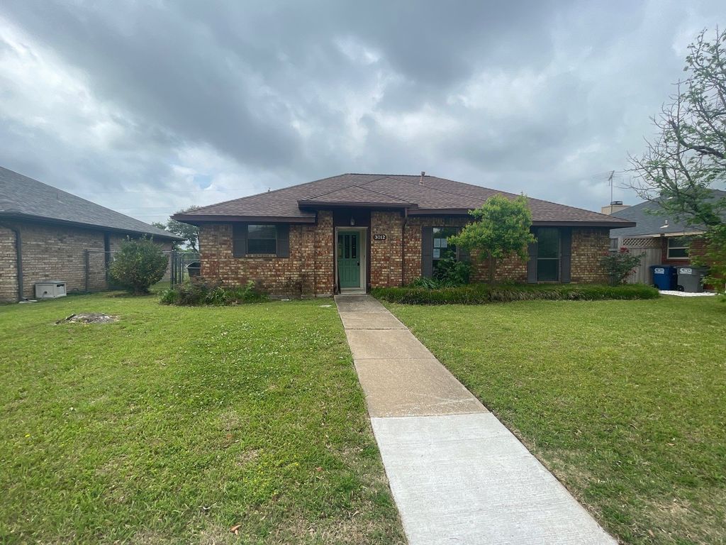 3012 Tina Street, Sachse, TX 75048