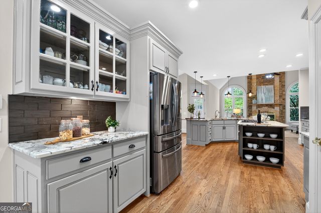 10640 N Edgewater Place, Johns Creek, GA 30097