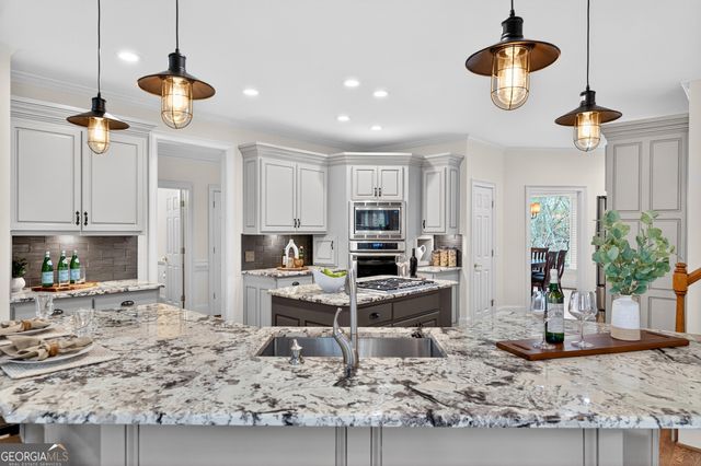 10640 N Edgewater Place, Johns Creek, GA 30097