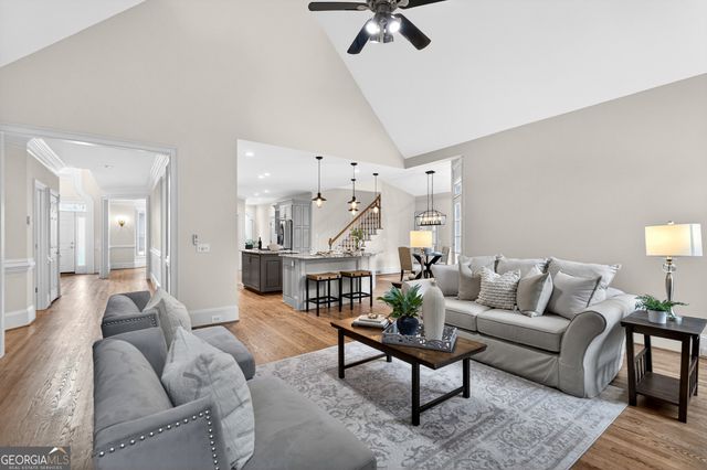 10640 N Edgewater Place, Johns Creek, GA 30097